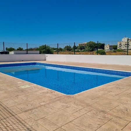 Dock Holiday Apartment Lárnaca Exterior foto